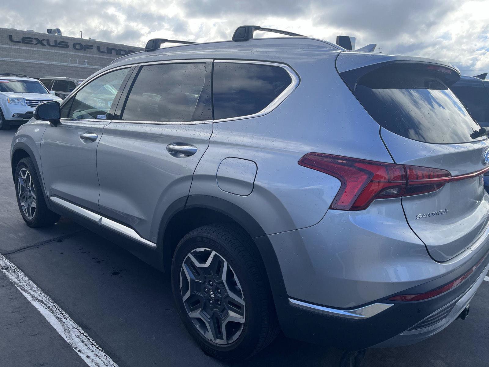Certified 2023 Hyundai Santa Fe Limited AWD/4WD image 4
