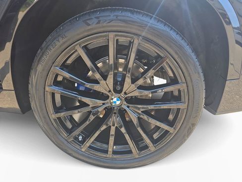 Used 2024 BMW X5 xDrive40i AWD/4WD image 9