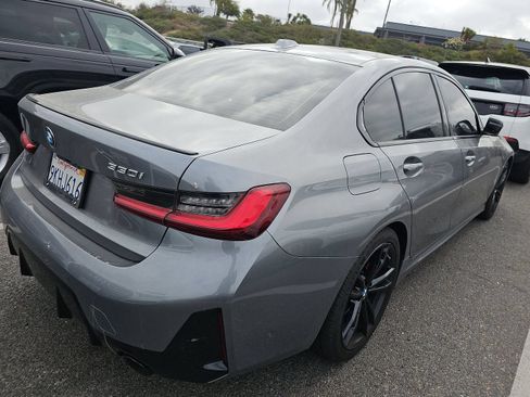 Used 2024 BMW 330i Sedan w/ M Sport Package RWD image 4