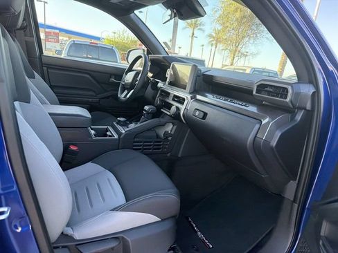 Used 2025 Toyota Tacoma TRD Off-Road AWD/4WD image 26