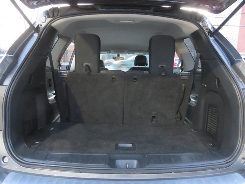 Used 2017 Nissan Pathfinder S image 24