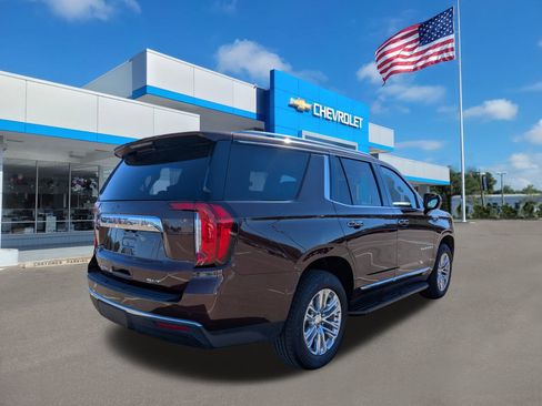 Used 2023 GMC Yukon SLT w/ Max Trailering Package image 4