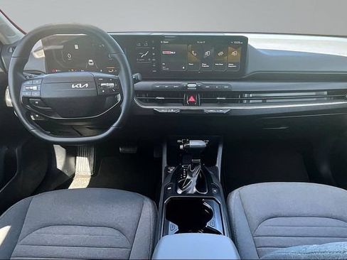 Certified 2025 Kia K4 EX FWD image 7
