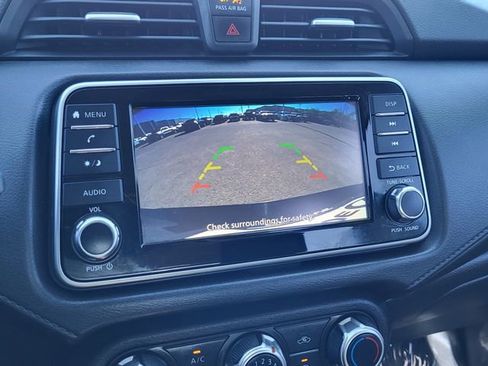 Used 2020 Nissan Versa S FWD image 16