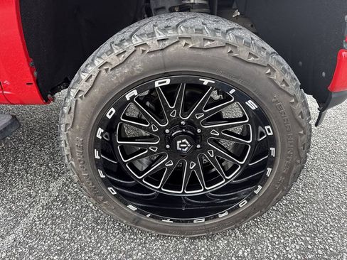 Used 2019 Chevrolet Silverado 1500 RST image 12