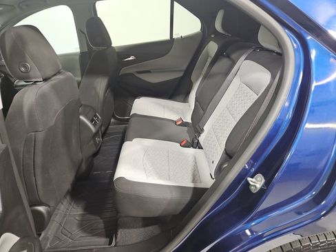 Used 2022 Chevrolet Equinox LT AWD/4WD image 24
