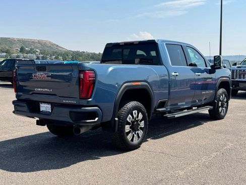 Used 2026 GMC Sierra 3500 Denali AWD/4WD image 5