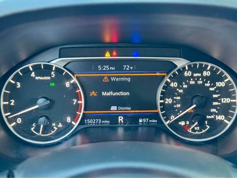 Used 2019 Nissan Altima 2.5 SV image 18