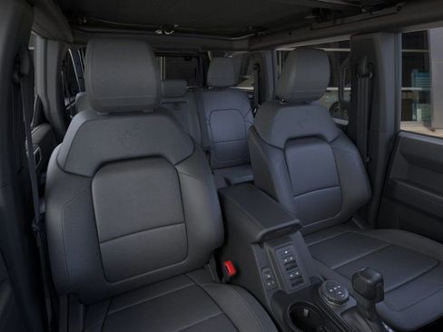 New 2025 Ford Bronco Outer Banks image 11