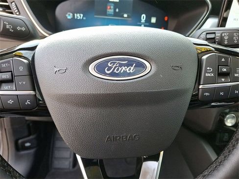 Used 2024 Ford Escape Platinum image 30
