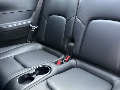 Used 2021 Tesla Model Y Long Range image 14