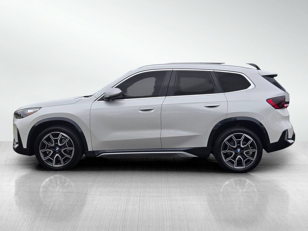 Used 2023 BMW X1 xDrive28i w/ Convenience Package AWD/4WD image 7