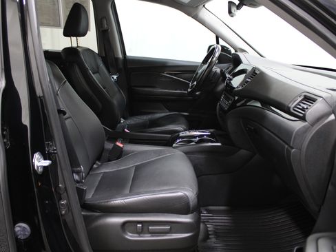 Used 2021 Honda Pilot Touring image 31