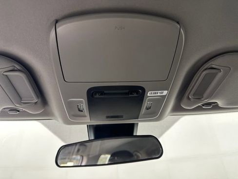 Used 2024 Toyota Camry SE image 24