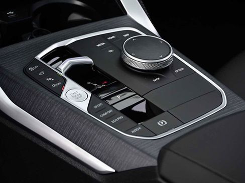 Used 2025 BMW 430i Coupe w/ M Sport Package image 20