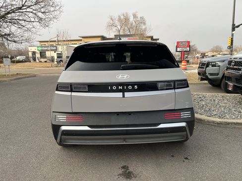 Used 2025 Hyundai Ioniq 5 SE image 8