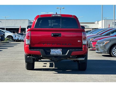 Used 2020 Toyota Tacoma 2WD Double Cab image 5