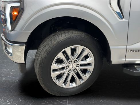 Used 2024 Ford F150 Lariat w/ Tow/Haul Package AWD/4WD image 43