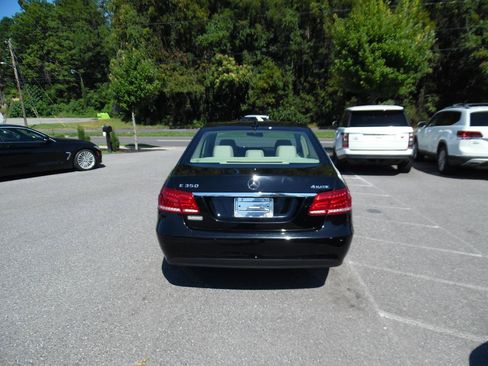 Used 2014 Mercedes-Benz E 350 4MATIC Sedan w/ Premium 1 Package image 5