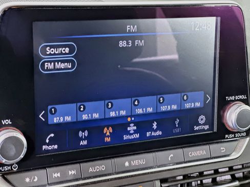 Used 2025 Nissan Altima 2.5 SV FWD image 21