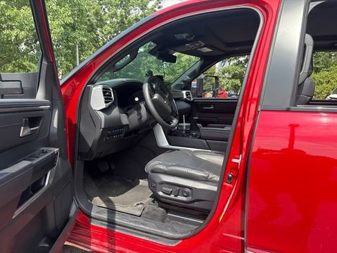 Used 2025 Toyota Tundra Platinum AWD/4WD image 8