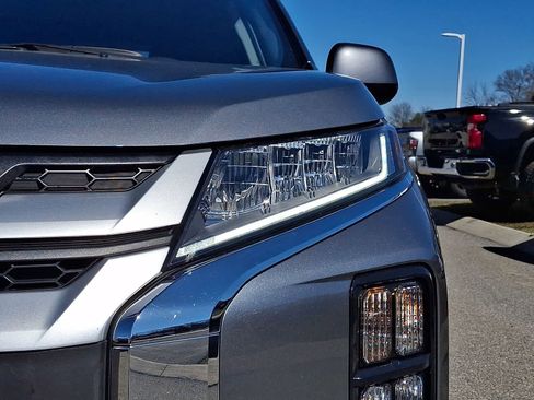 Used 2024 Mitsubishi Outlander Sport ES image 10