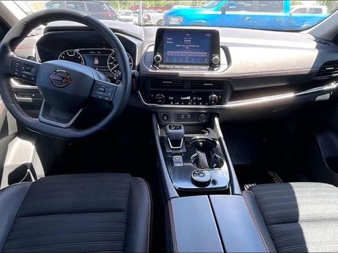 Used 2025 Nissan Rogue SV w/ Rock Creek Premium Package AWD/4WD image 7
