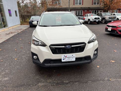 Used 2019 Subaru Crosstrek 2.0i Premium w/ Moonroof Package image 8