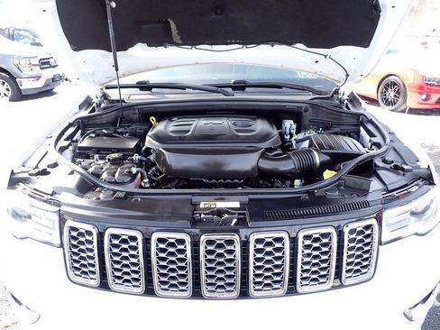 Used 2019 Jeep Grand Cherokee Overland image 14