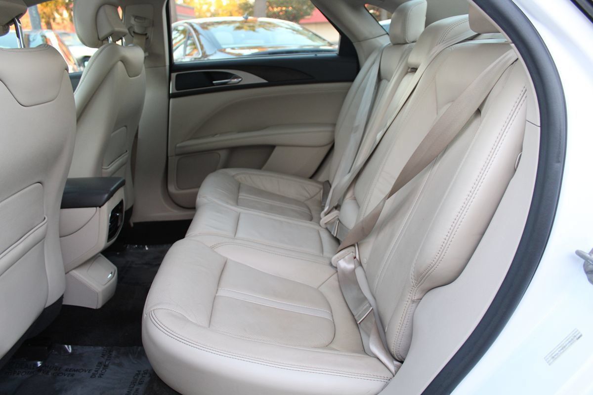 Used 2017 Lincoln MKZ Reserve w/ Technology Package FWD image 25