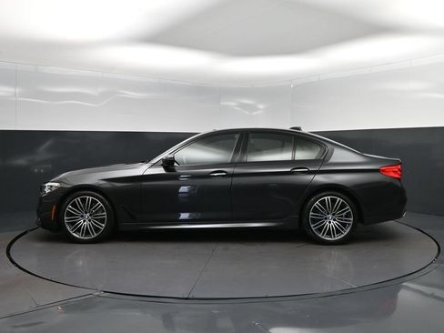 Used 2018 BMW 540i w/ M Sport Package RWD image 4