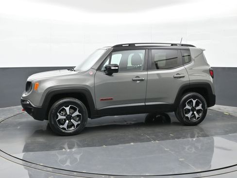 Used 2022 Jeep Renegade Trailhawk w/ Sun/Sound Group AWD/4WD image 5