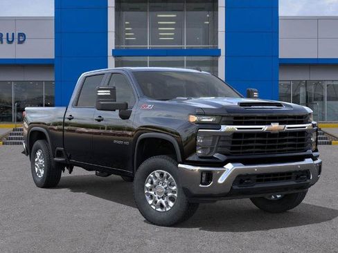 New 2026 Chevrolet Silverado 2500 LT w/ All Star Edition AWD/4WD image 7