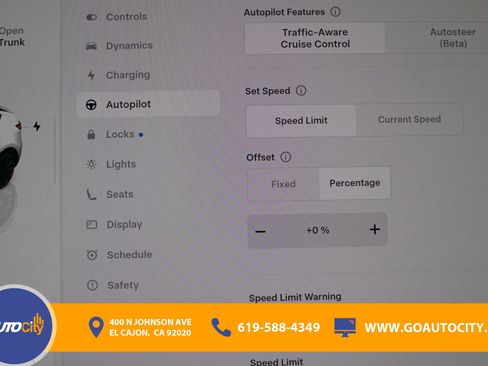 Used 2024 Tesla Model Y Long Range AWD/4WD image 18