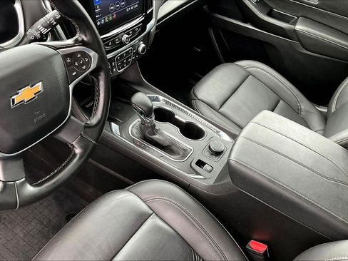 Used 2023 Chevrolet Traverse LT w/ LT Premium Package image 15