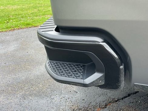 Certified 2025 Chevrolet Silverado 1500 Custom Trail Boss w/ LPO, Dark Essentials Package image 18