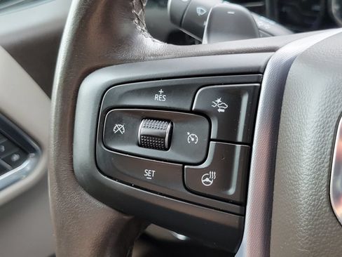 Used 2022 GMC Sierra 1500 SLT w/ SLT Convenience Package AWD/4WD image 16