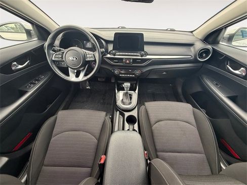 Used 2019 Kia Forte S image 10