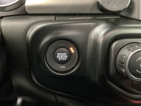 Used 2021 Jeep Wrangler Unlimited Sport AWD/4WD image 23