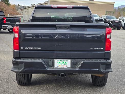 Certified 2023 Chevrolet Silverado 1500 Custom image 18