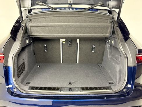 Used 2025 Jaguar F-PACE R-Dynamic S image 25