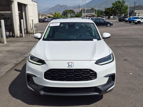 Used 2024 Honda HR-V LX image 12