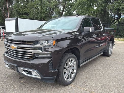 Used 2019 Chevrolet Silverado 1500 High Country w/ High Country Premium Package AWD/4WD image 1