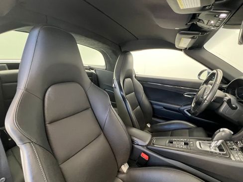 Used 2016 Porsche 911 Targa 4 GTS image 18