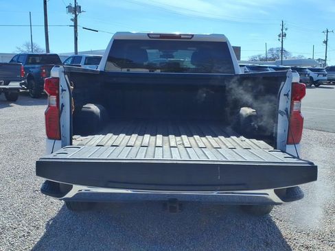 Used 2022 Chevrolet Silverado 1500 LT image 7