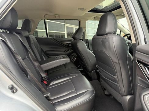 Used 2024 Subaru Outback Limited image 12
