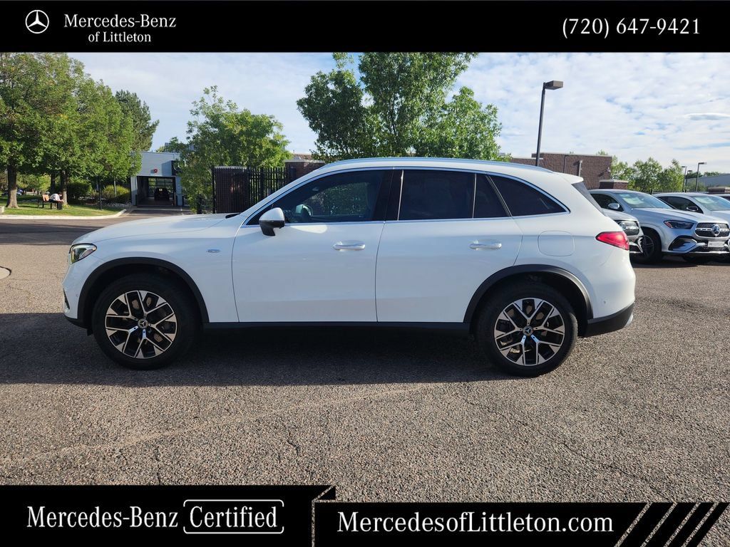 Certified 2025 Mercedes-Benz GLC 350e 4MATIC image 4