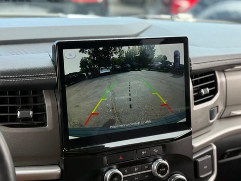 Certified 2023 Ford Expedition XLT AWD/4WD image 4
