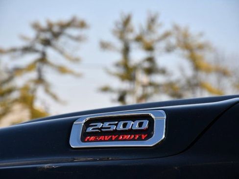 Used 2021 RAM 2500 Tradesman w/ Chrome Appearance Group image 13