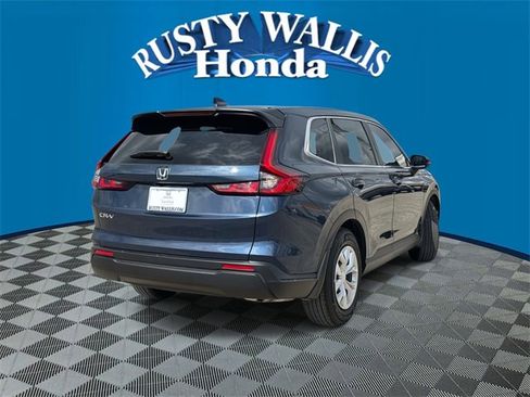 Used 2025 Honda CR-V LX image 2